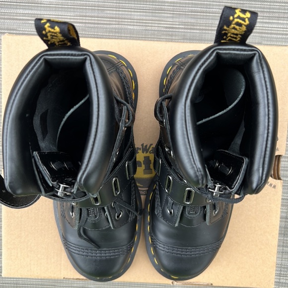 quynn leather buckle boots